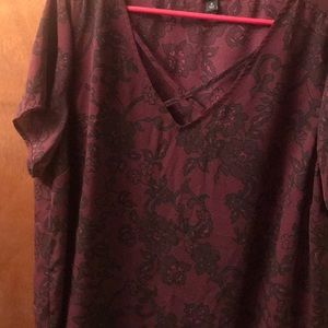 Maroon detail top